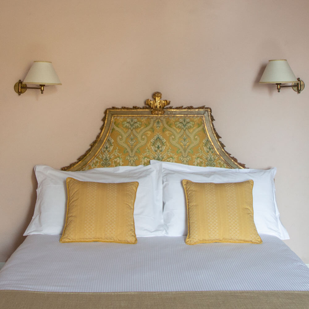 hotel-palazzo-guadagni-category-deluxe-room-square-1