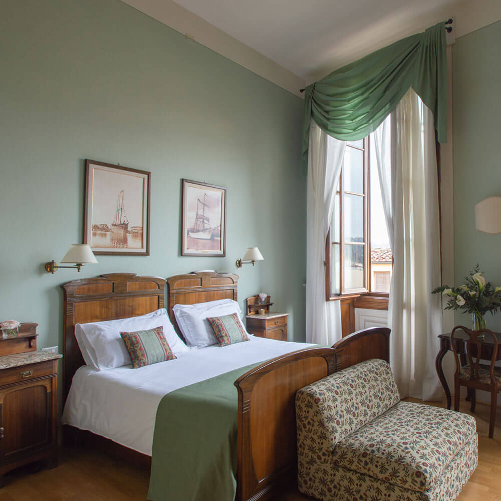 hotel-palazzo-guadagni-category-deluxe-room-square-6
